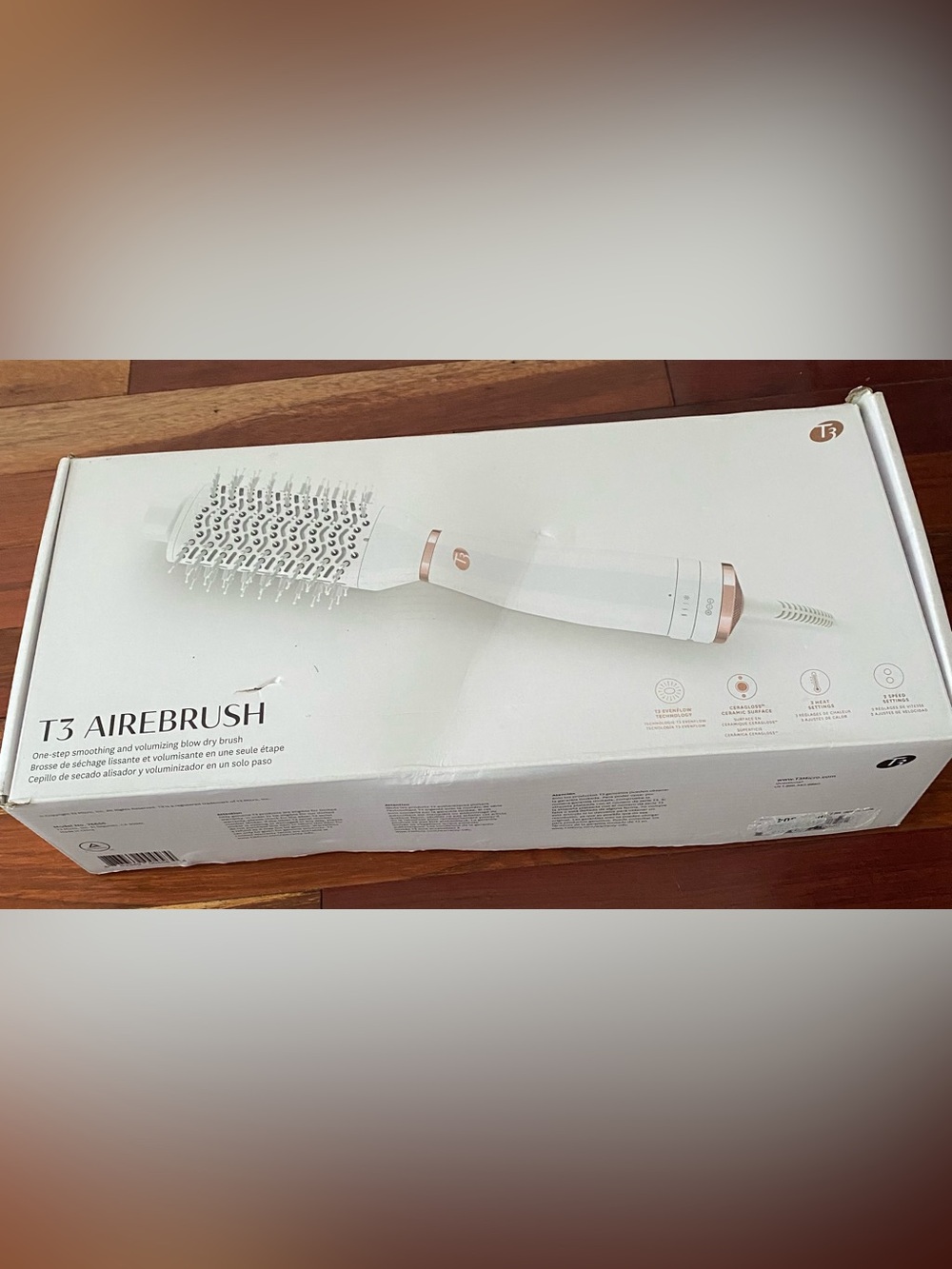 T3 Airbrush One-Step Volumizing Brush - White with Rose Gold Accents Brand new